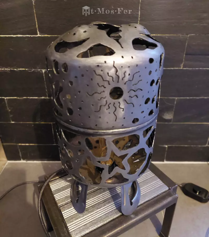 lampe-a-poser-en-metal