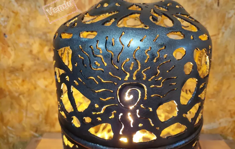 lampe-artisanale-unique-artistique-originale-reemplois-deco-interieur