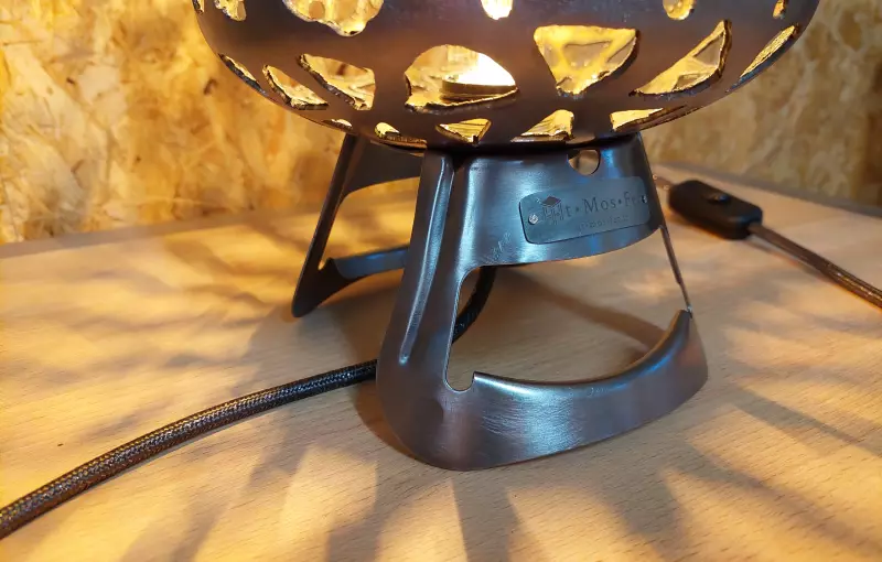 lampe-salon-appoint-deco-design-artisanale-unique-acier-metal-reemploi