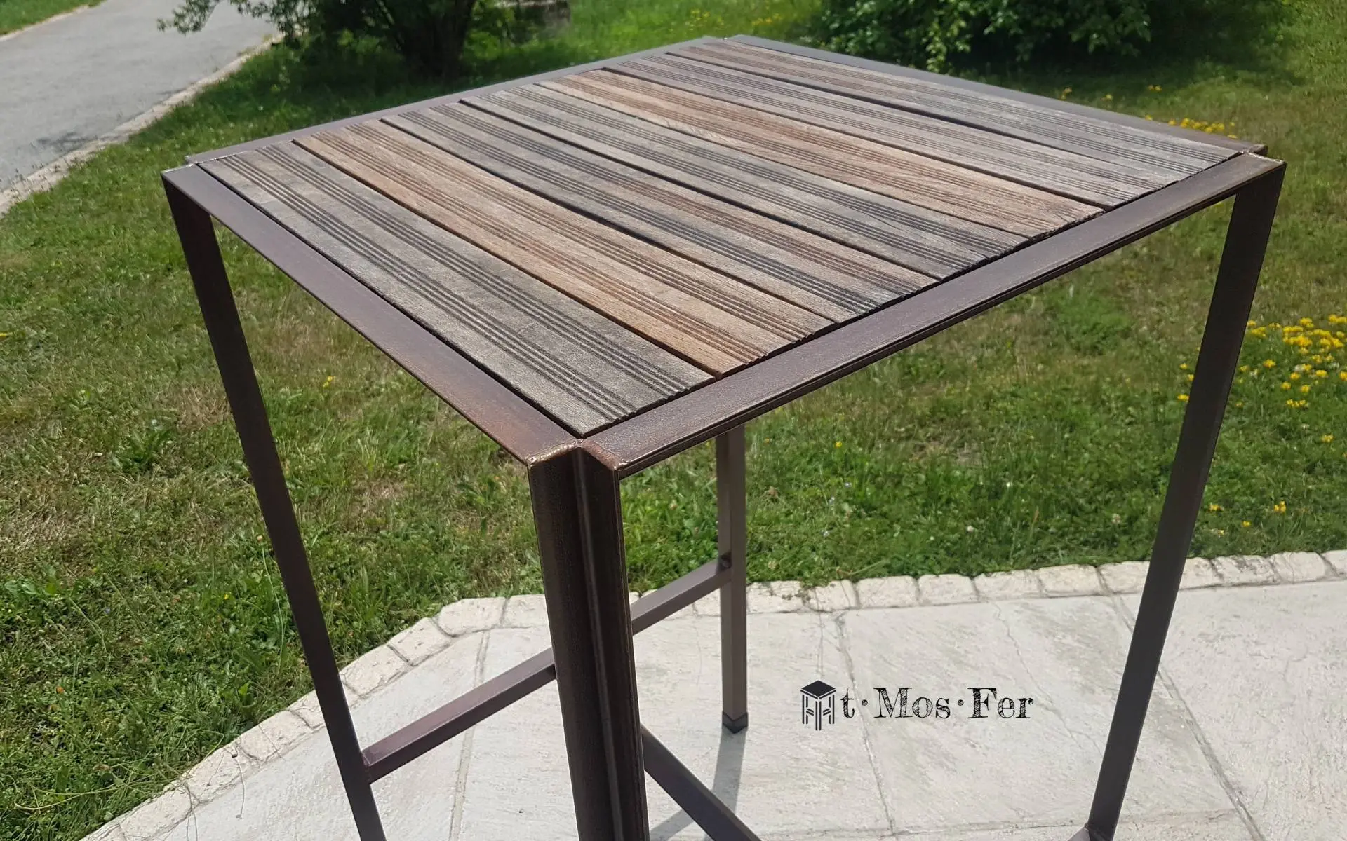 tables-d-exterieures-fer-artisanal